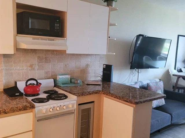 19201 Collins Ave # 343, Sunny Isles Beach FL 33160