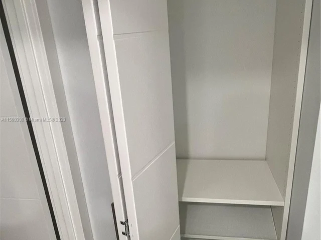 2750 NE 183rd St # 606, Aventura FL 33160