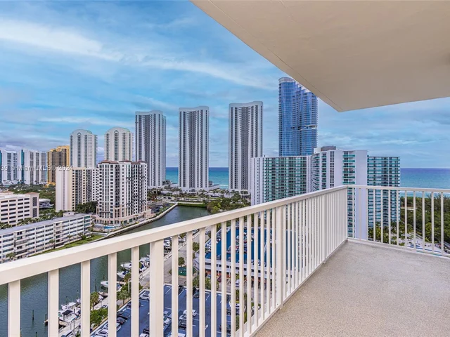 500 Bayview Dr # 1731, Sunny Isles Beach FL 33160