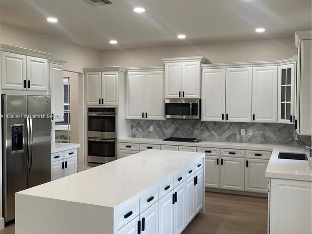 10180 Lake Vista Ct, Parkland FL 33076