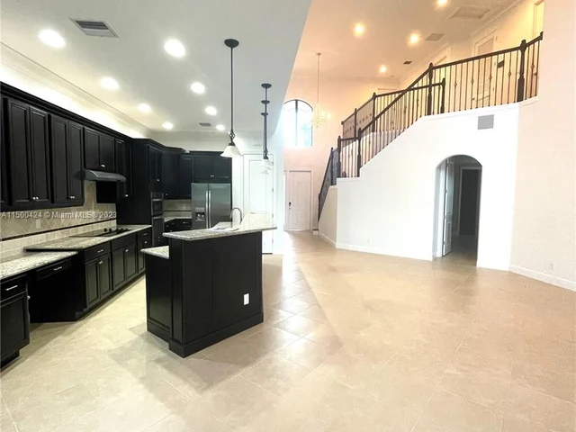 10350 Cameilla St, Parkland FL 33076