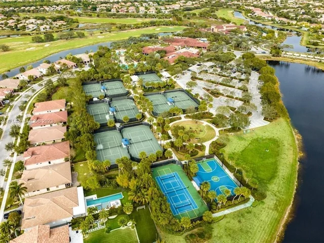 10350 Cameilla St, Parkland FL 33076