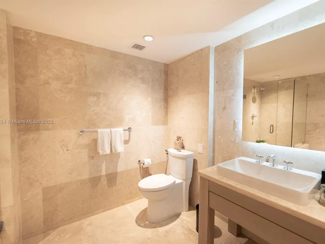 102 24th St # 1545, Miami Beach FL 33139