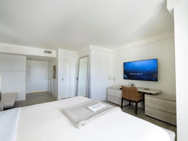 102 24th St # 1545, Miami Beach FL 33139