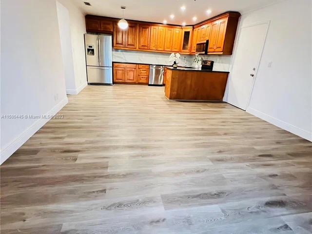 101 E Mcnab Rd # 325, Pompano Beach FL 33060