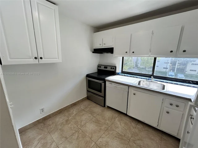 17021 N Bay Rd # 329, Sunny Isles Beach FL 33160