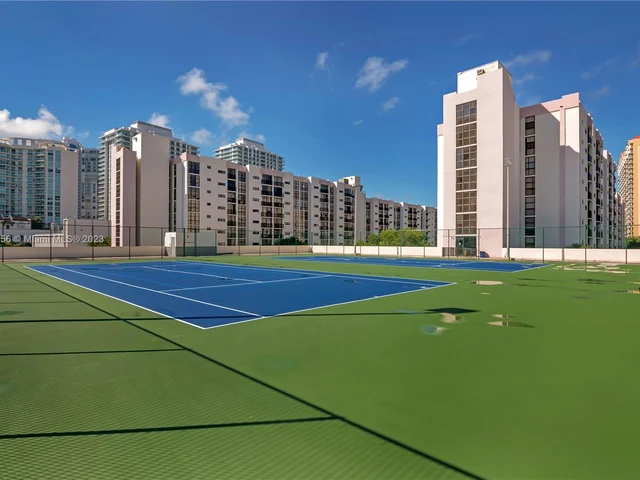 17021 N Bay Rd # 329, Sunny Isles Beach FL 33160