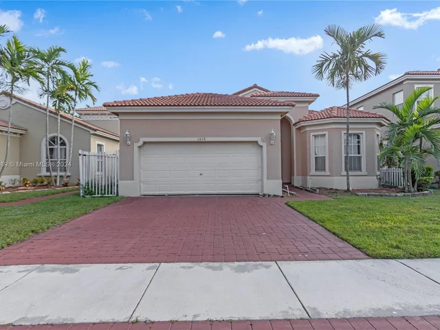1819 NE 37th Pl, Homestead FL 33033