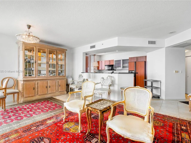 1551 N Flagler Dr # 818, West Palm Beach FL 33401