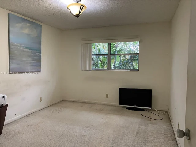 560 SE 2nd Ave # H24, Deerfield Beach FL 33441