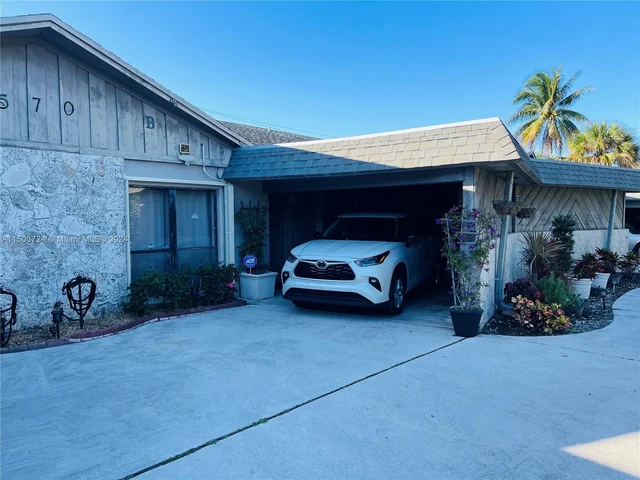 570 SW 20th Ct # 2, Delray Beach FL 33445