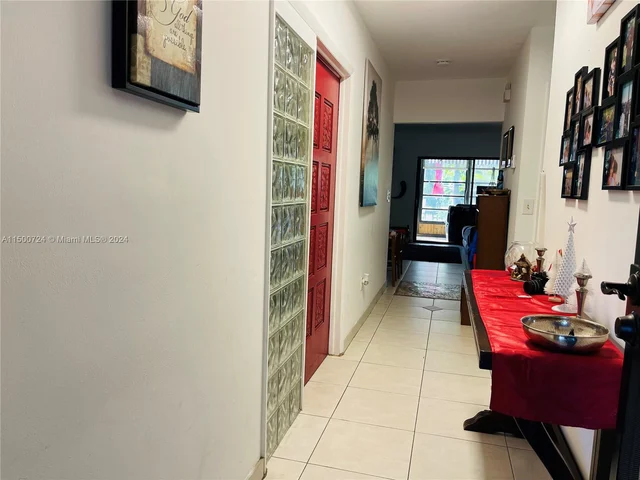 570 SW 20th Ct # 2, Delray Beach FL 33445