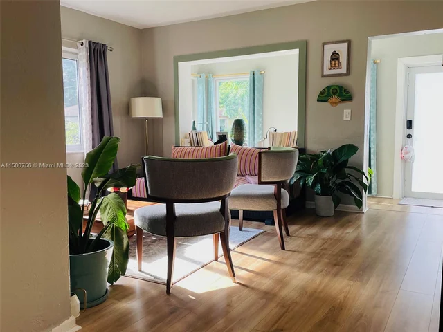 1520 NW 62nd Ter, Miami FL 33147