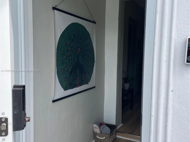 1520 NW 62nd Ter, Miami FL 33147