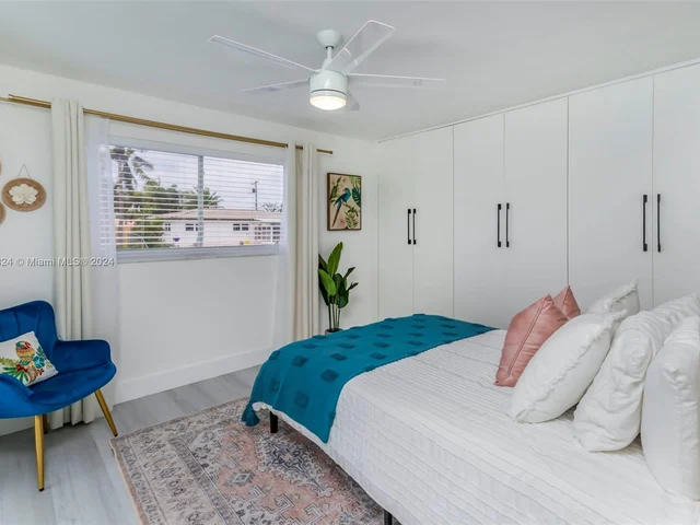 1731 SW 3 Avenue, Pompano Beach FL 33060