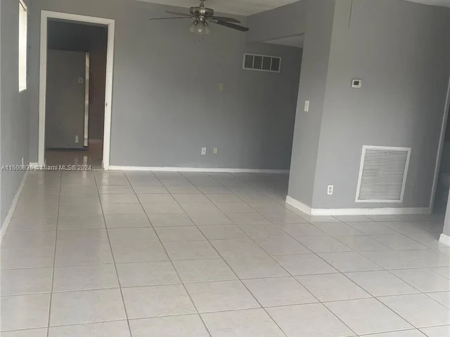 2644 NW 61st Ave, Margate FL 33063