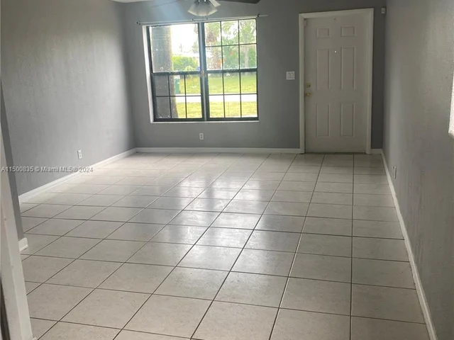 2644 NW 61st Ave, Margate FL 33063