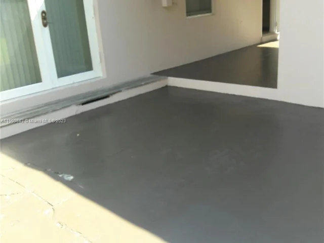 335 SW 18th Ave, Fort Lauderdale FL 33312