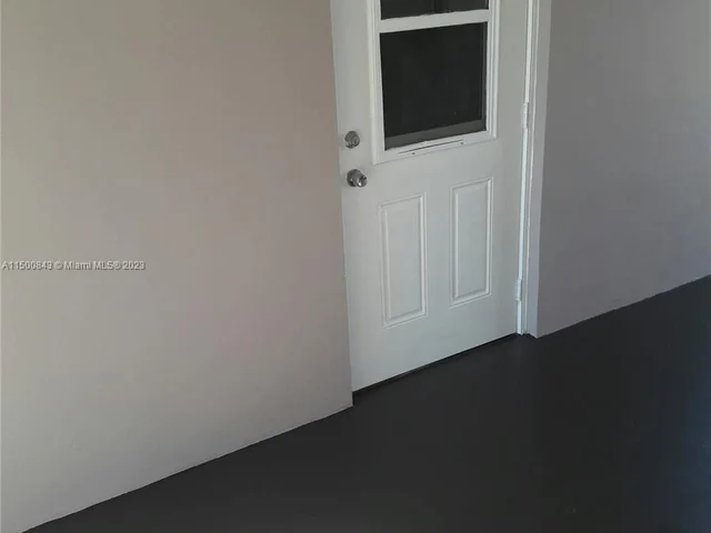 335 SW 18th Ave, Fort Lauderdale FL 33312