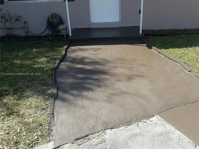 335 SW 18th Ave, Fort Lauderdale FL 33312