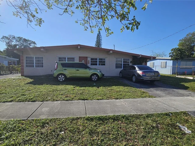 3250 NW 4th St, Lauderhill FL 33311