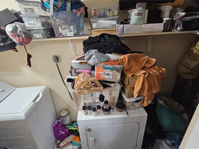 3250 NW 4th St, Lauderhill FL 33311