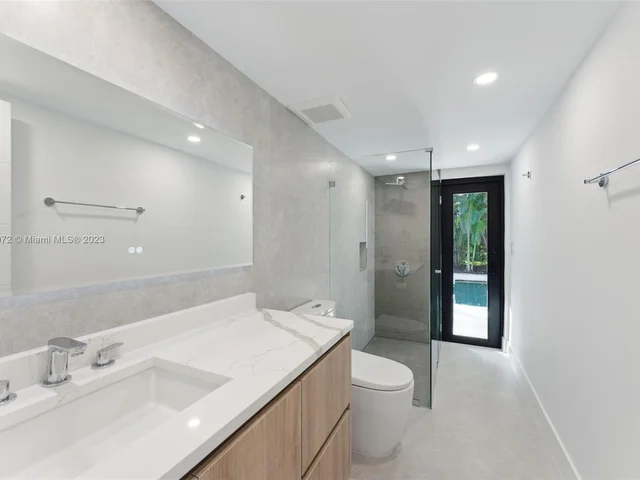 11340 SW 74th Ct, Pinecrest FL 33156