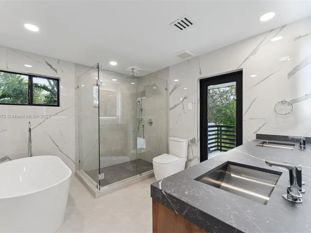 11340 SW 74th Ct, Pinecrest FL 33156