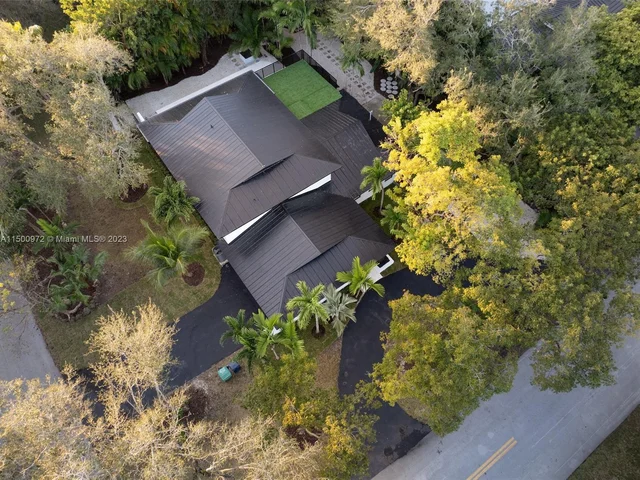 11340 SW 74th Ct, Pinecrest FL 33156