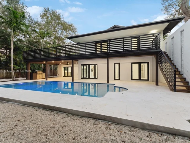 11340 SW 74th Ct, Pinecrest FL 33156