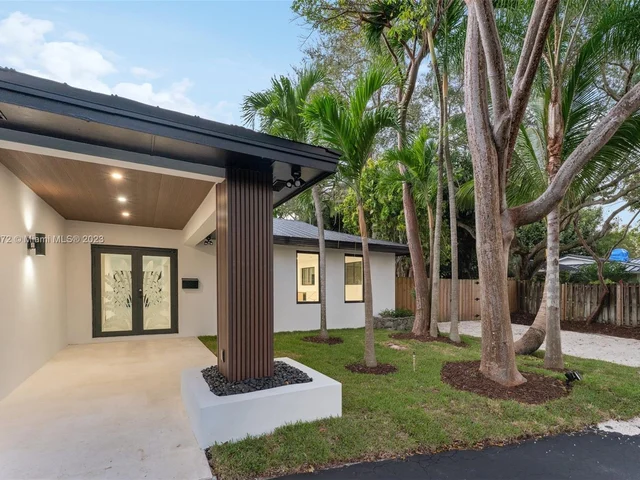 11340 SW 74th Ct, Pinecrest FL 33156