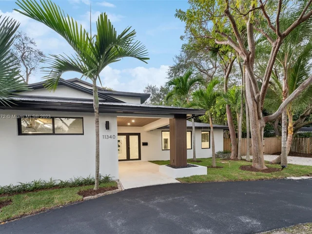 11340 SW 74th Ct, Pinecrest FL 33156