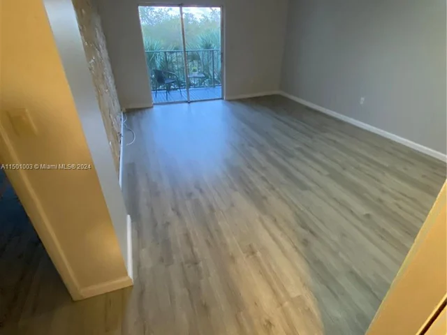 14250 SW 62nd St # 410, Miami FL 33183