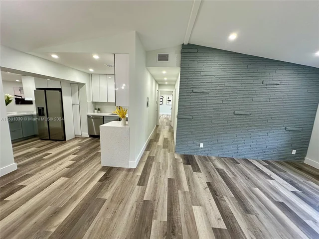 1619 NW 16th St, Fort Lauderdale FL 33311