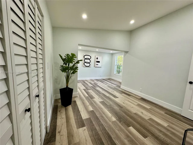 1619 NW 16th St, Fort Lauderdale FL 33311