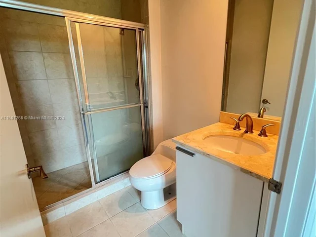 15051 Royal Oaks Ln # 103, North Miami FL 33181