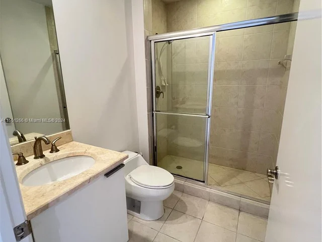 15051 Royal Oaks Ln # 103, North Miami FL 33181