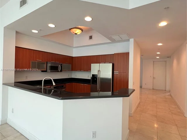 15051 Royal Oaks Ln # 103, North Miami FL 33181