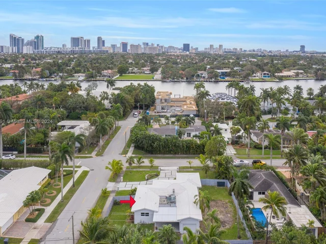 1101 Van Buren St, Hollywood FL 33019