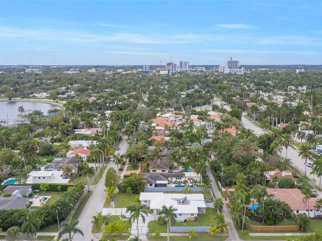 1101 Van Buren St, Hollywood FL 33019