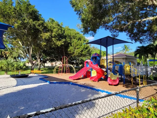 8233 White Rock Cir, Boynton Beach FL 33436