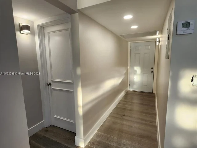 18900 NE 3rd Ct # 536, Miami FL 33179