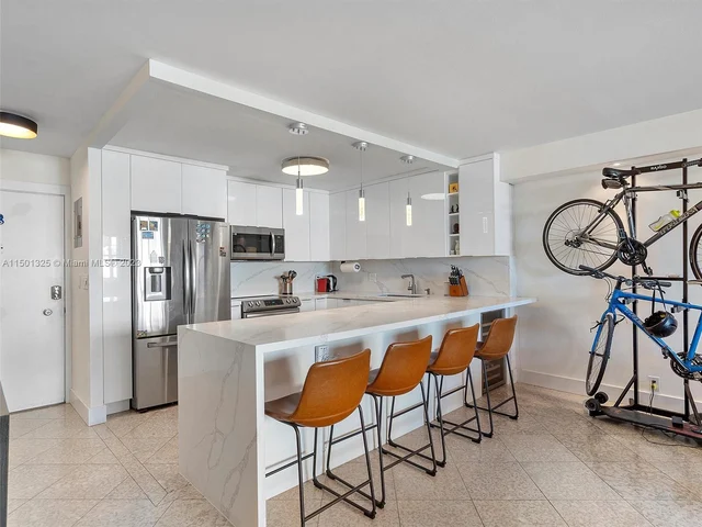 5 Island Ave # 8A, Miami Beach FL 33139