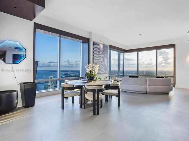 1425 Brickell Ave, Miami FL 33131