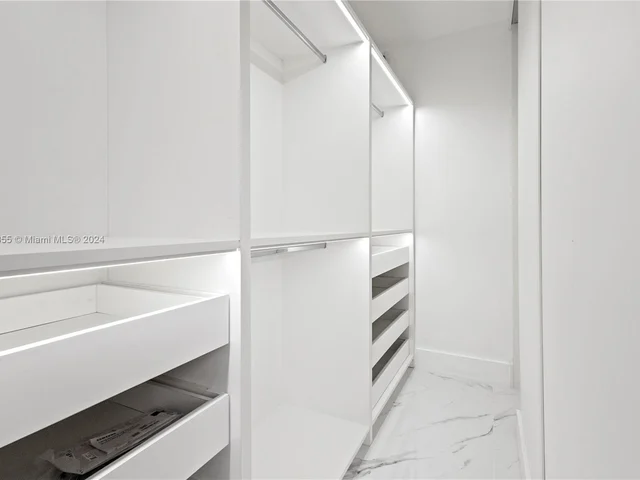 215 NE 16th Ave # 105, Fort Lauderdale FL 33301