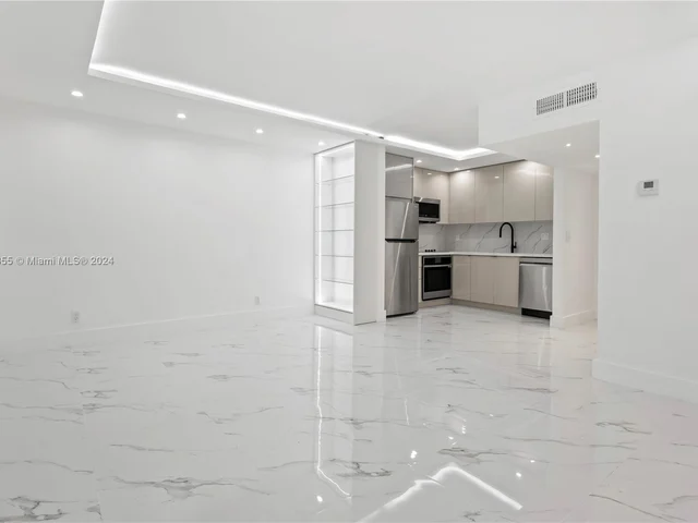 215 NE 16th Ave # 105, Fort Lauderdale FL 33301