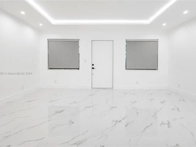 215 NE 16th Ave # 105, Fort Lauderdale FL 33301