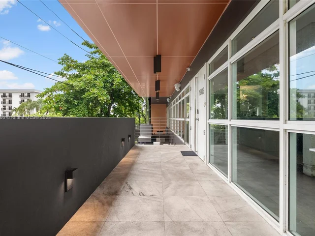 1606 S Bayshore Dr, Miami FL 33133