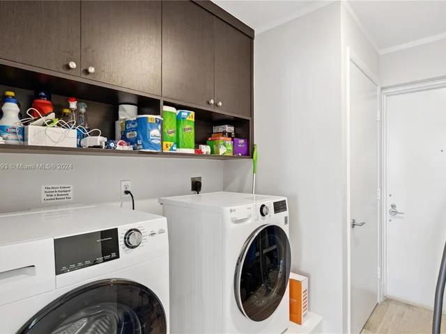 2020 N Bayshore Dr # 801, Miami FL 33137