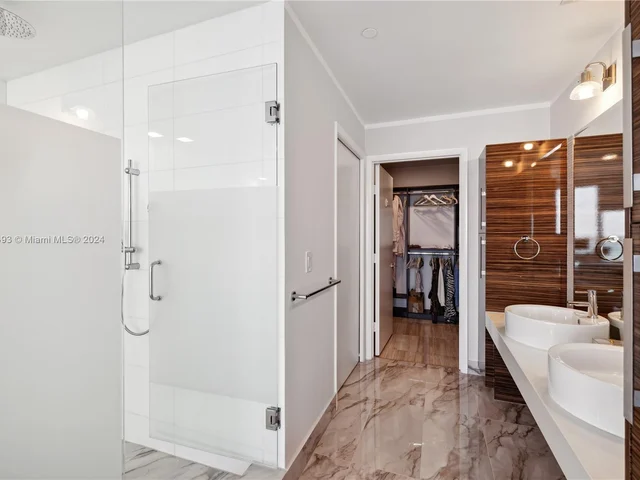 2020 N Bayshore Dr # 801, Miami FL 33137